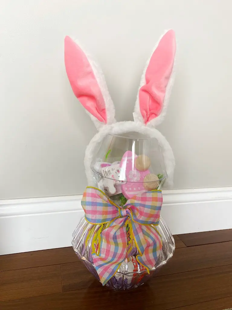 Dollar Store Easter Bunny Basket - Family and the Lake House